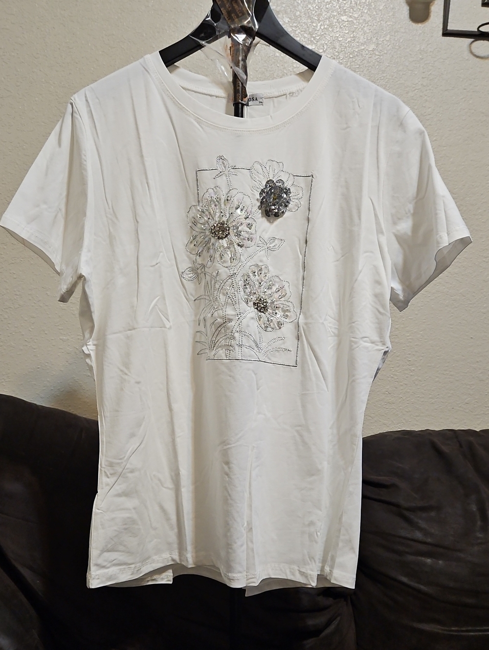 Embellished White Short Sleeve Floral Tee